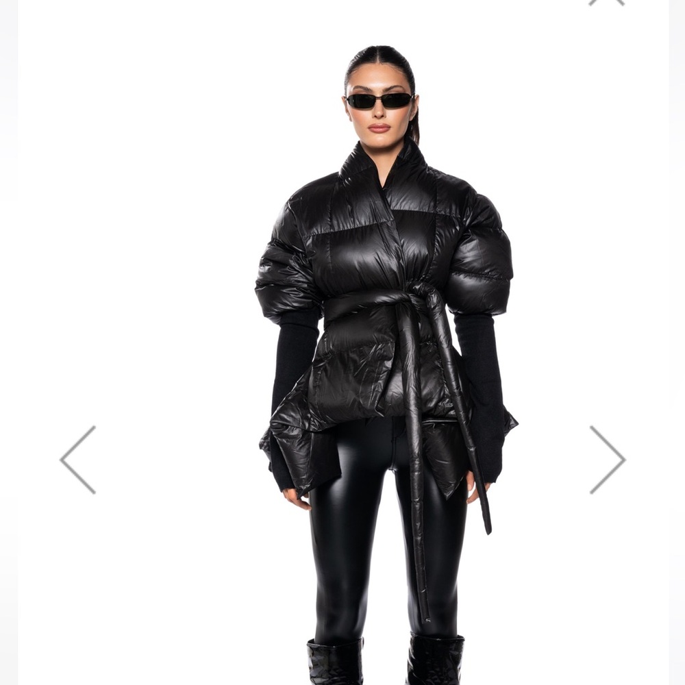 Black long puffer jacket with slits on the side!